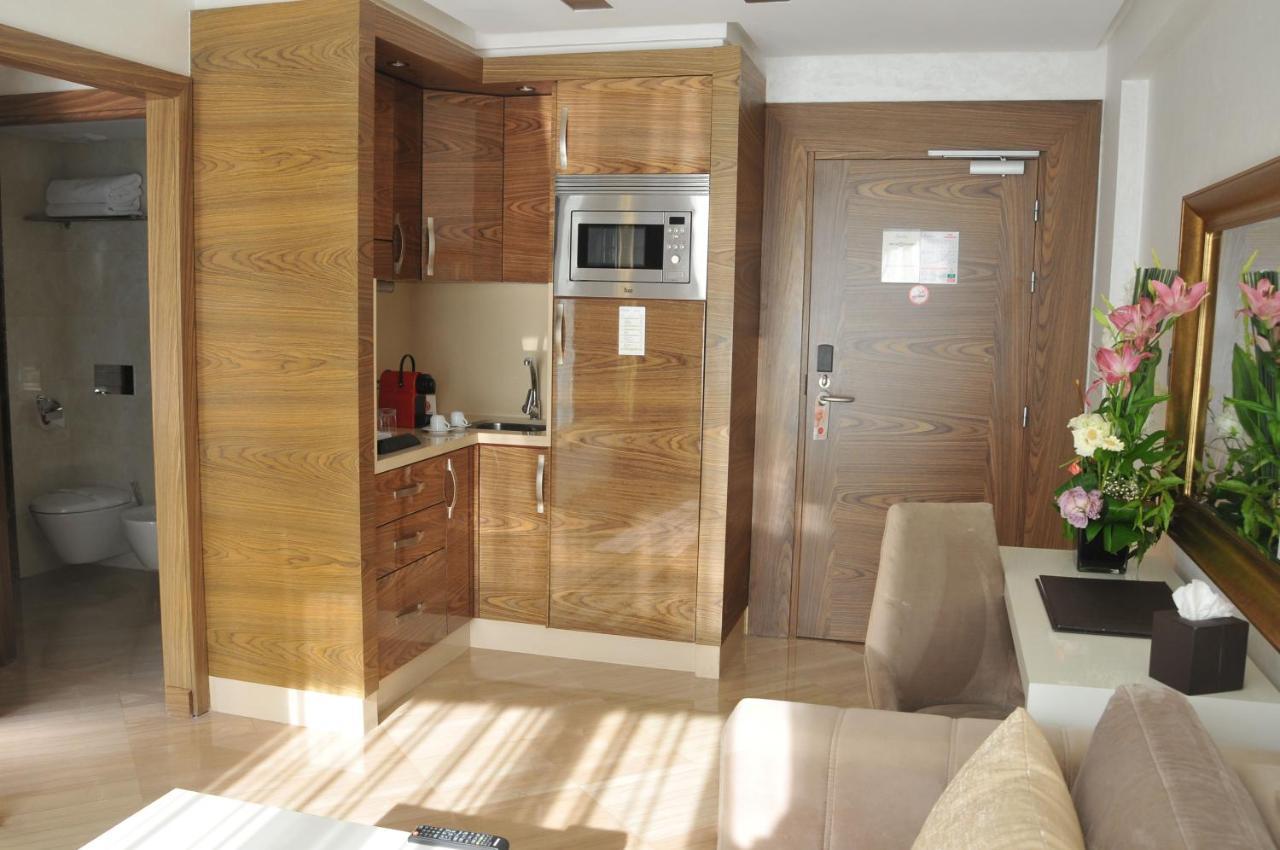 Suite Hotel Casa Diamond 카사블랑카 외부 사진 A typical studio apartment