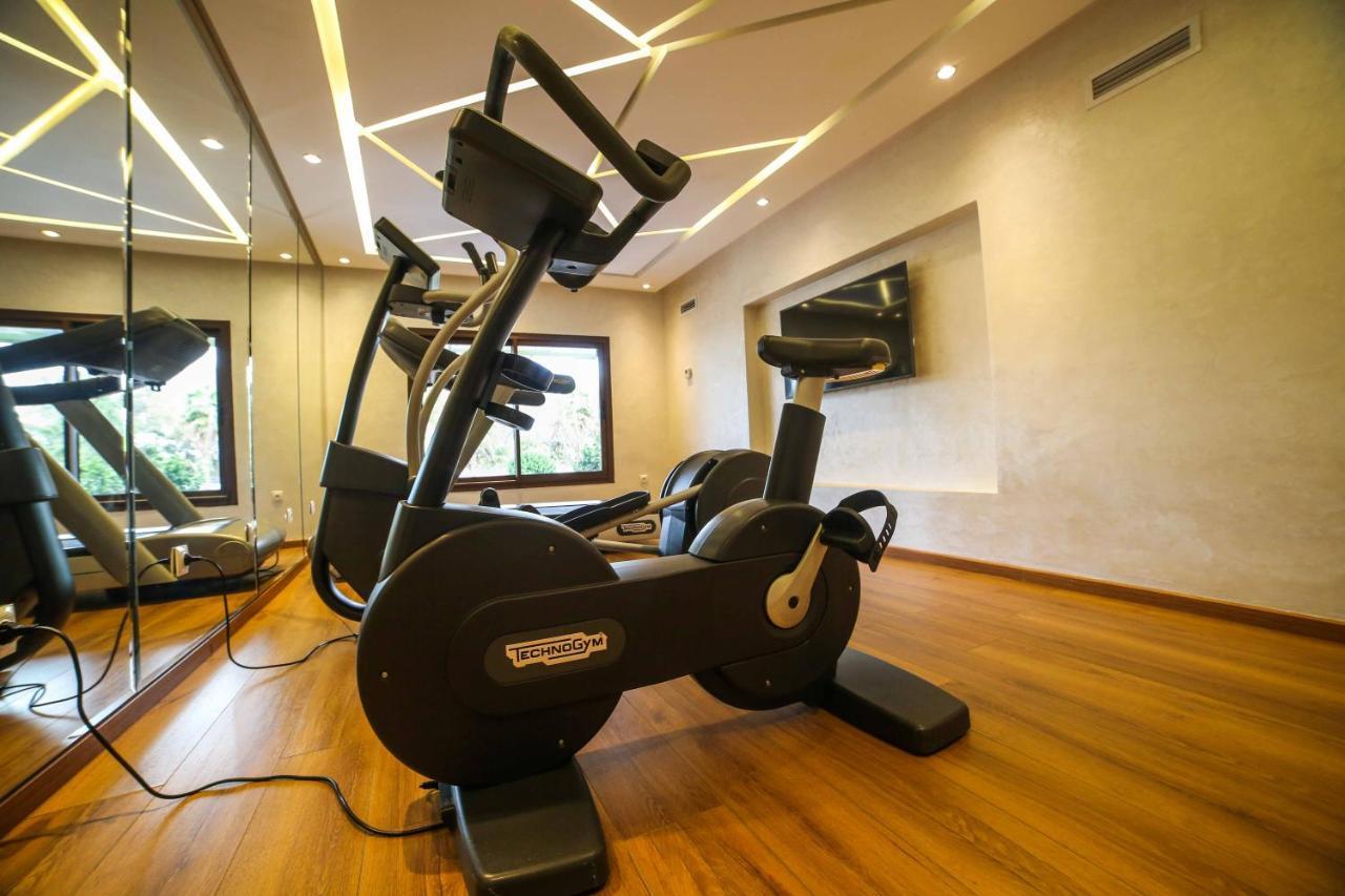 Suite Hotel Casa Diamond 카사블랑카 외부 사진 The gym at the hotel